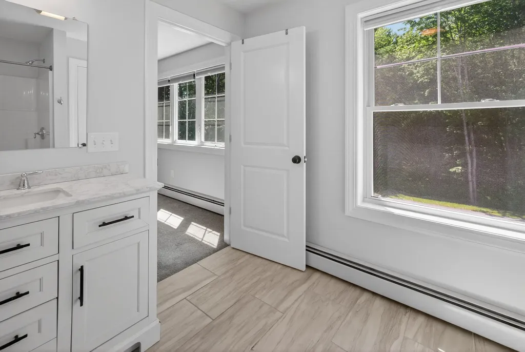 14 Voyager Lane Windham ME 04062