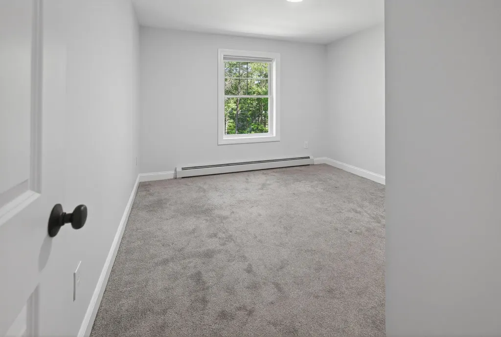14 Voyager Lane Windham ME 04062