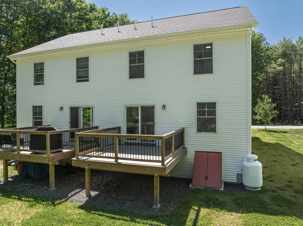 14 Voyager Lane Windham ME 04062