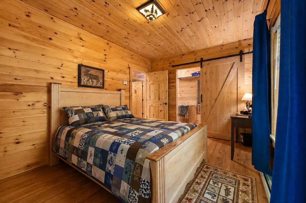 41 Short Point Way Orland ME 04472