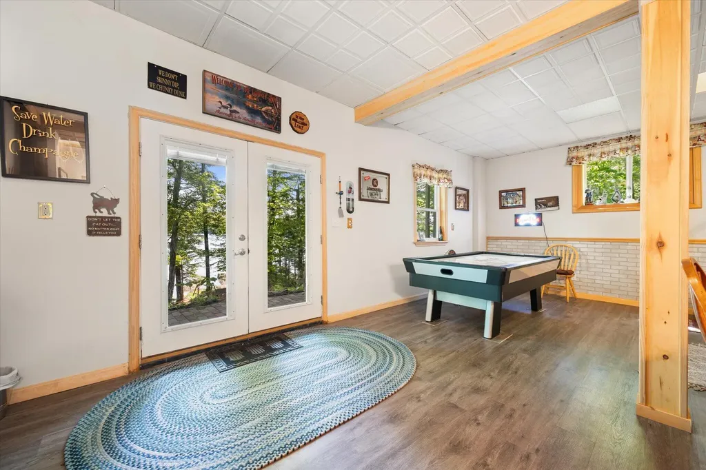 41 Short Point Way Orland ME 04472