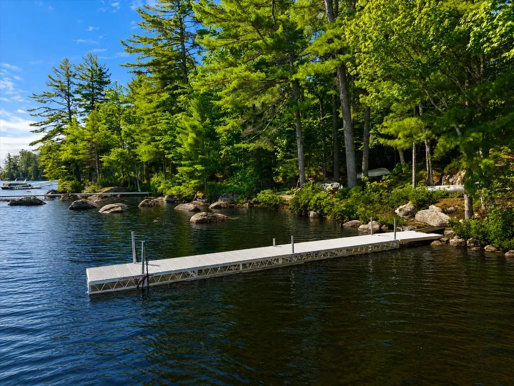 41 Short Point Way Orland ME 04472