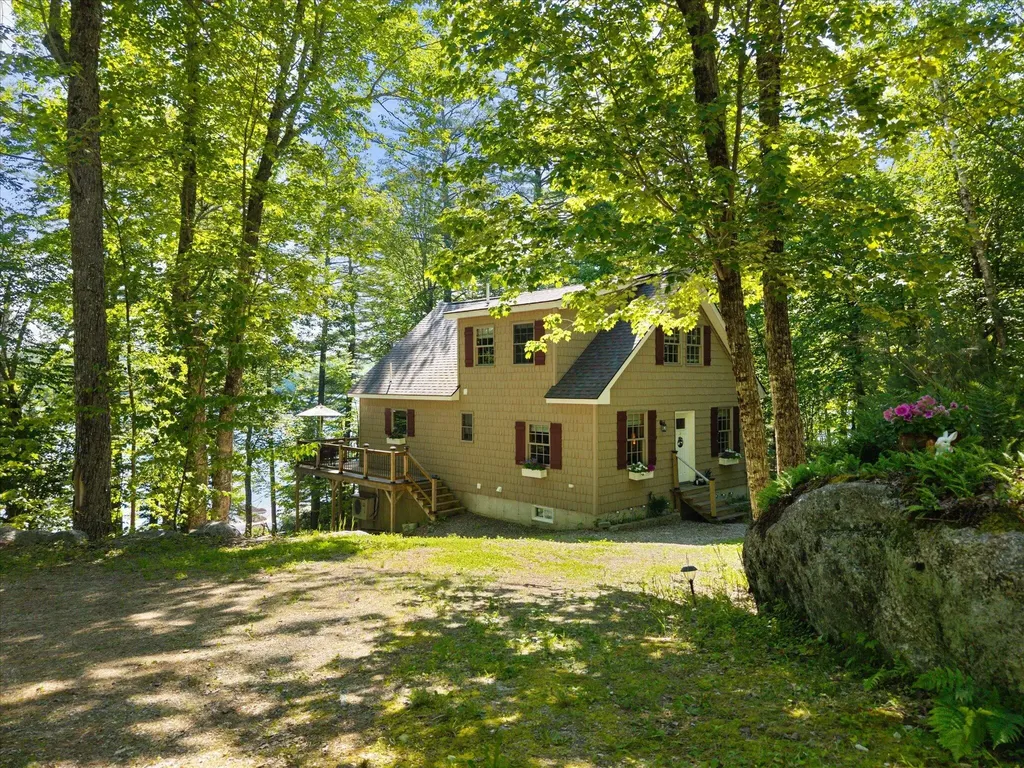 41 Short Point Way Orland ME 04472