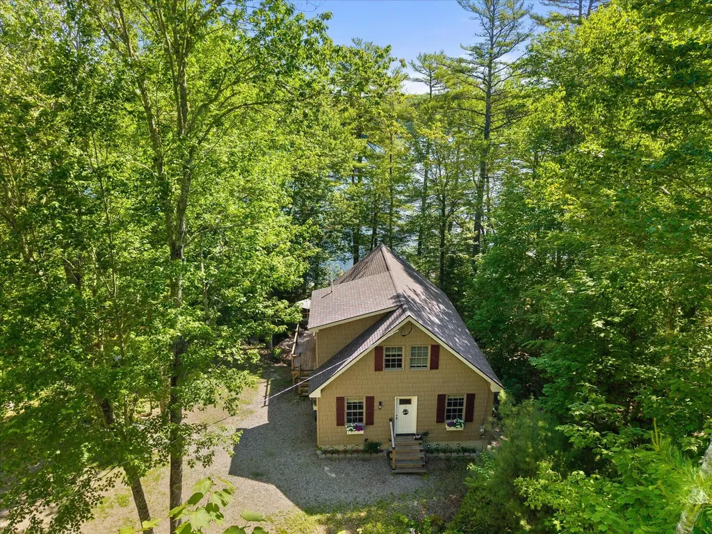 41 Short Point Way Orland ME 04472