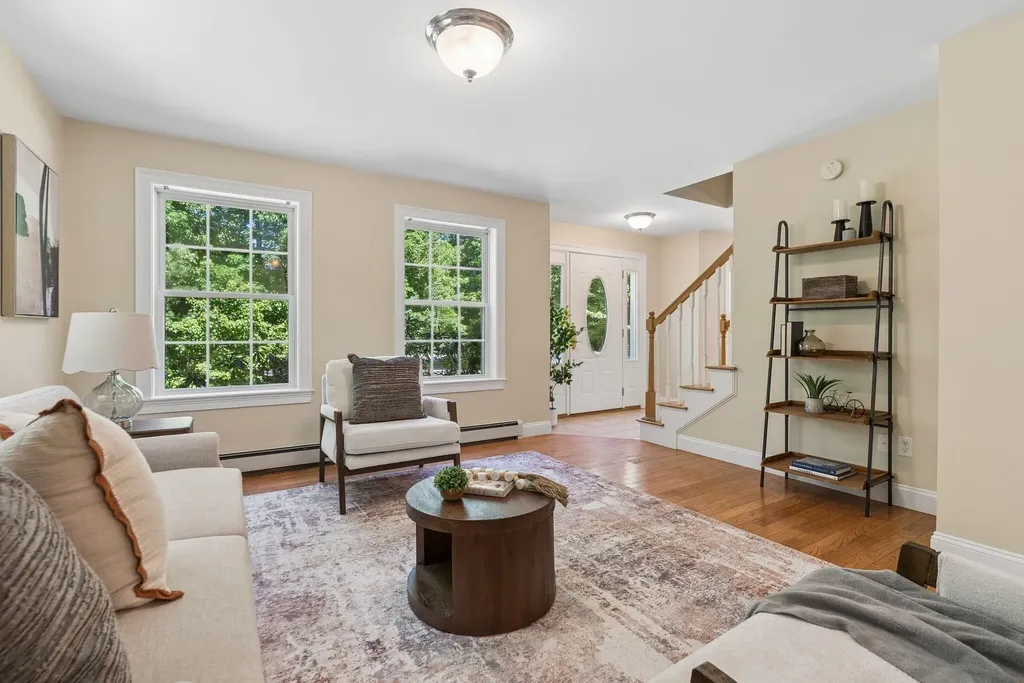 22 Thornbury Way Windham ME 04062