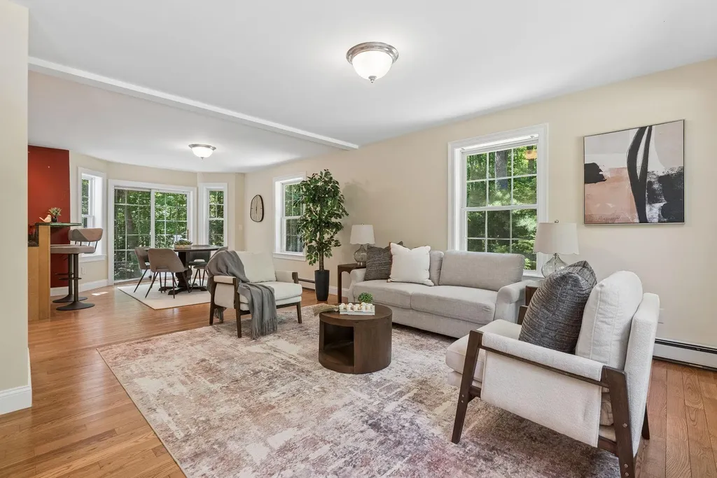 22 Thornbury Way Windham ME 04062
