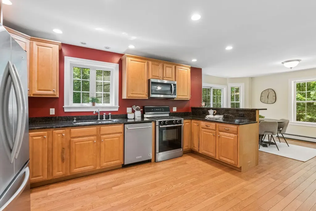22 Thornbury Way Windham ME 04062