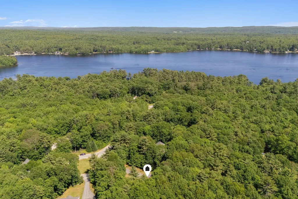 22 Thornbury Way Windham ME 04062