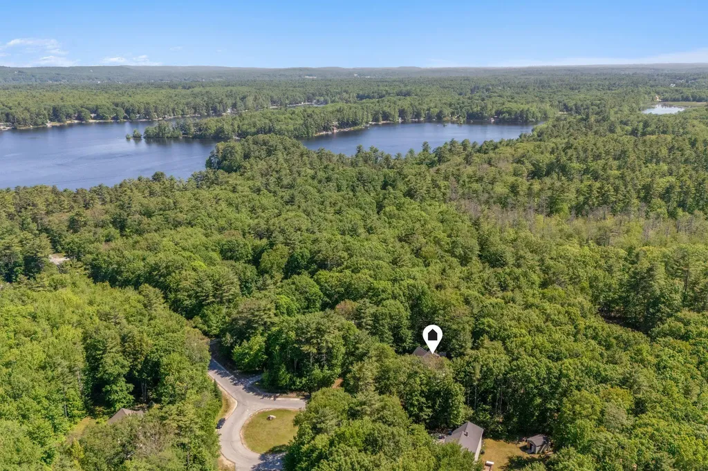 22 Thornbury Way Windham ME 04062