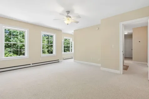 22 Thornbury Way Windham ME 04062