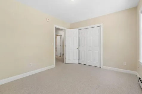 22 Thornbury Way Windham ME 04062