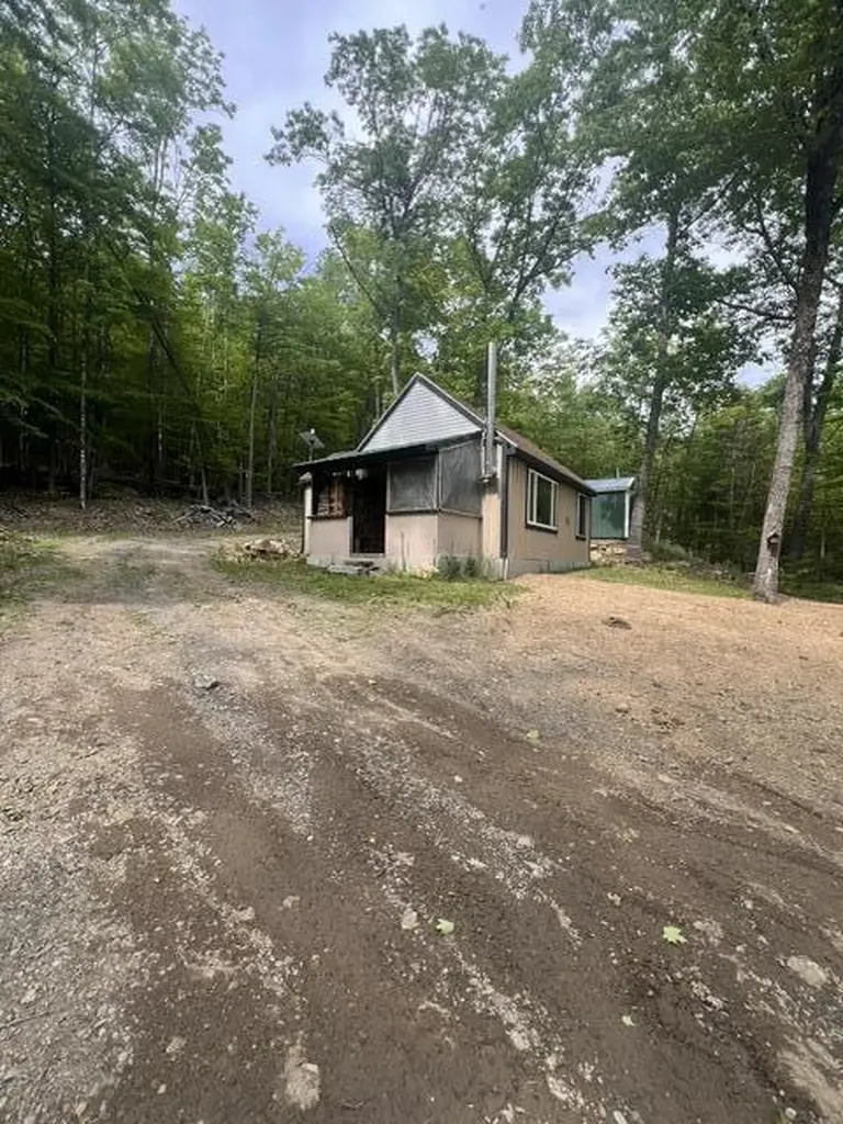 34 Hillcrest Lane Dyer Brook ME 04747