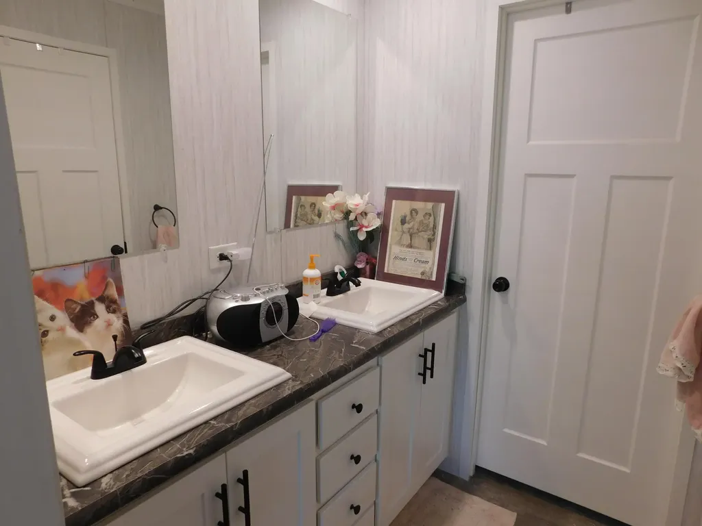 142 Birch Lane Lowell ME 04493