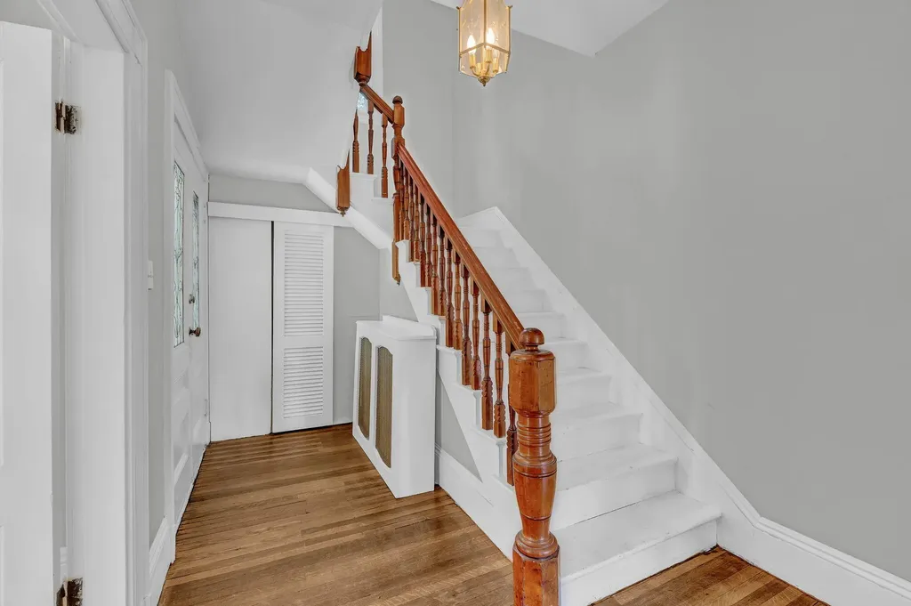 19 Morrill Avenue Waterville ME 04901