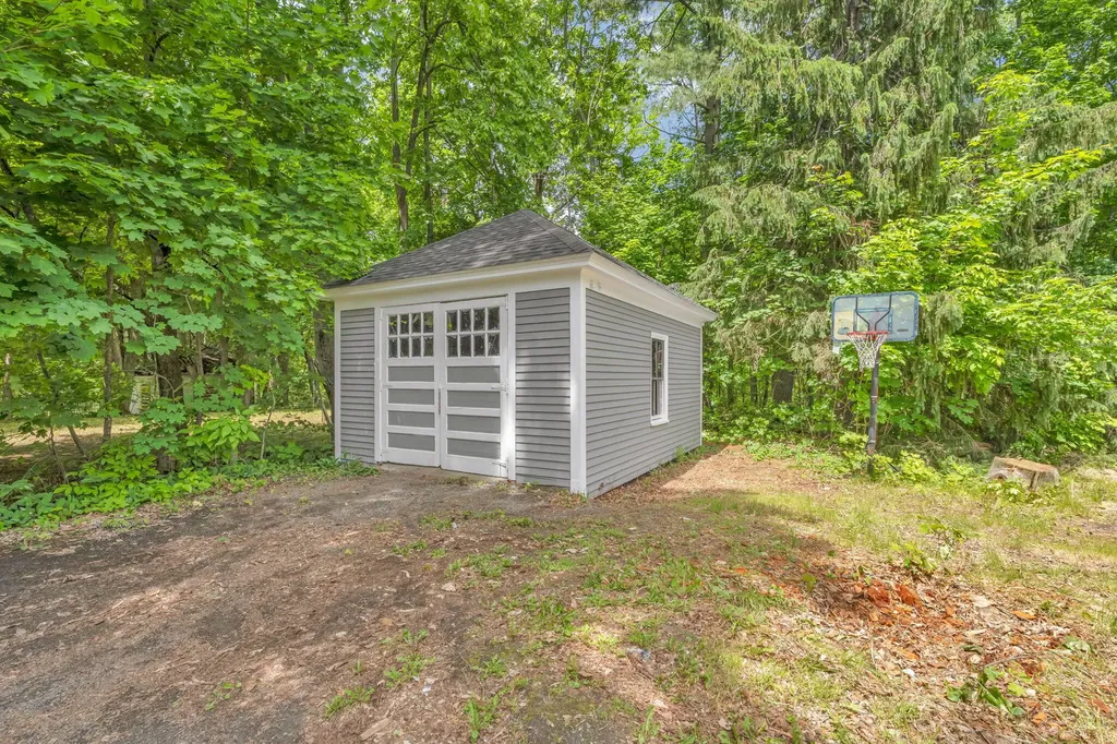 19 Morrill Avenue Waterville ME 04901