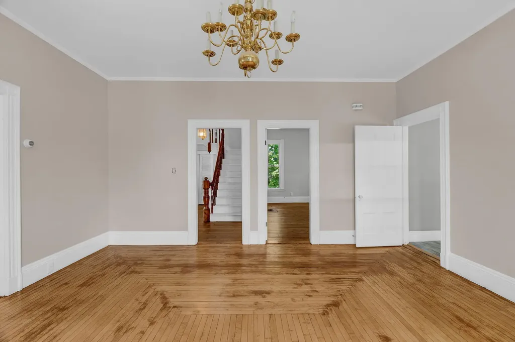 19 Morrill Avenue Waterville ME 04901