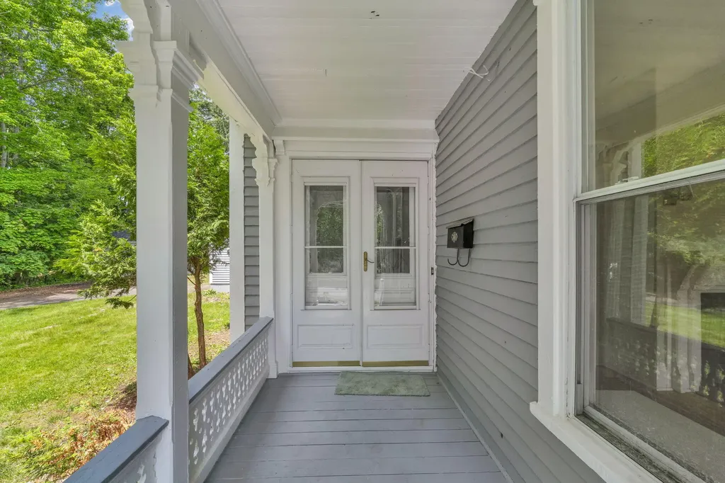 19 Morrill Avenue Waterville ME 04901