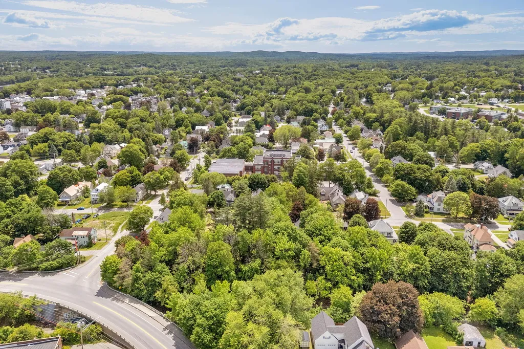 19 Morrill Avenue Waterville ME 04901
