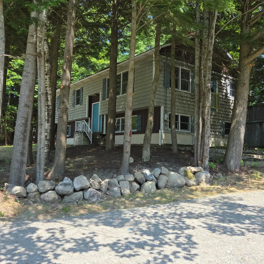 1 Mountainview Drive Lincoln ME 04457