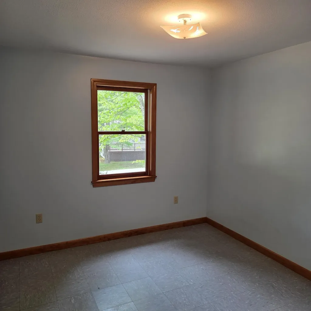 1 Mountainview Drive Lincoln ME 04457