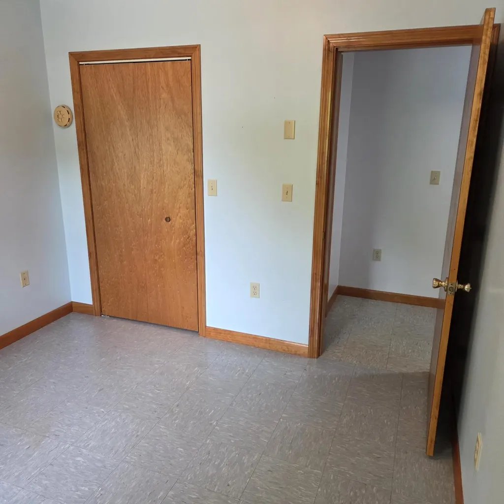 1 Mountainview Drive Lincoln ME 04457