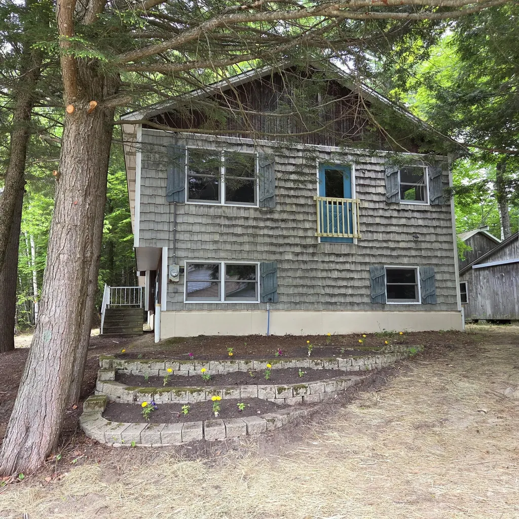 1 Mountainview Drive Lincoln ME 04457