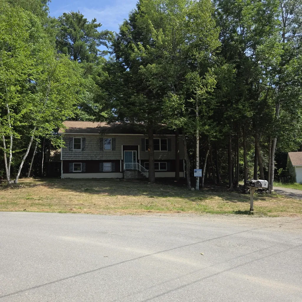 1 Mountainview Drive Lincoln ME 04457