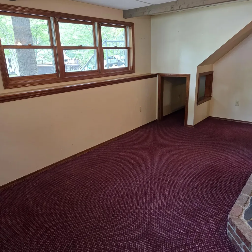 1 Mountainview Drive Lincoln ME 04457