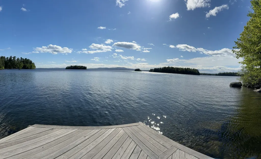19 Tapley Cove Road Raymond ME 04071
