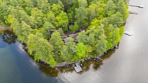 19 Tapley Cove Road Raymond ME 04071