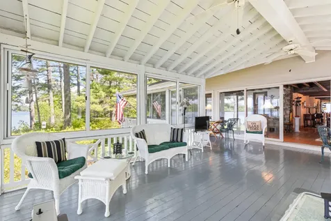 19 Tapley Cove Road Raymond ME 04071