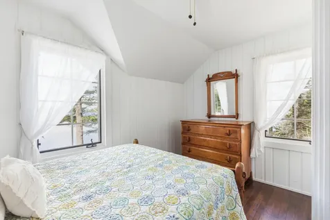19 Tapley Cove Road Raymond ME 04071