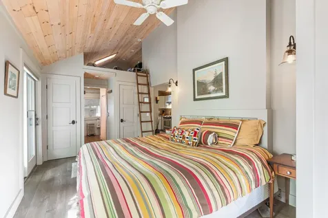 19 Tapley Cove Road Raymond ME 04071