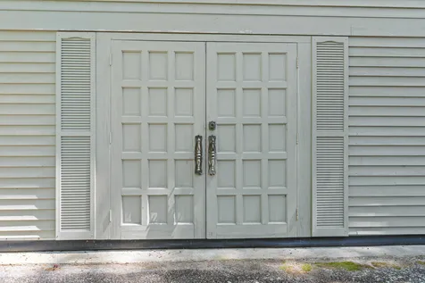 19 Tapley Cove Road Raymond ME 04071