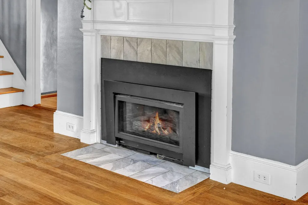 9 Royal Road Bangor ME 04401