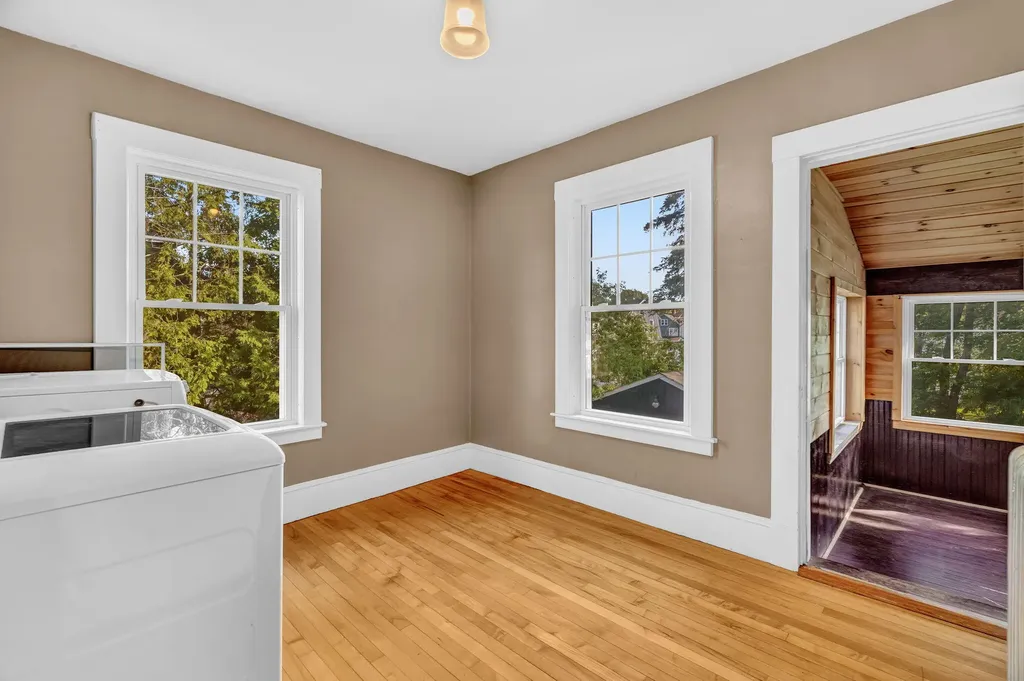 9 Royal Road Bangor ME 04401