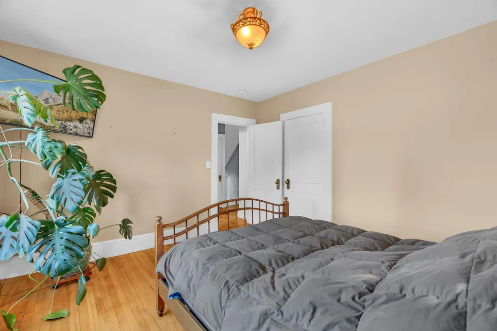 9 Royal Road Bangor ME 04401