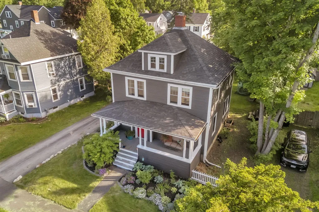 9 Royal Road Bangor ME 04401