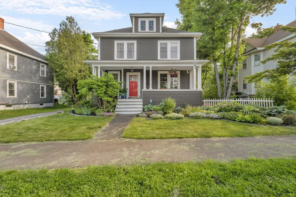 9 Royal Road Bangor ME 04401