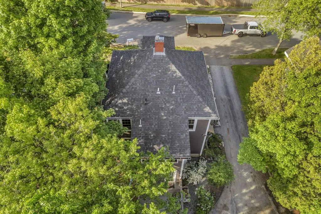 9 Royal Road Bangor ME 04401