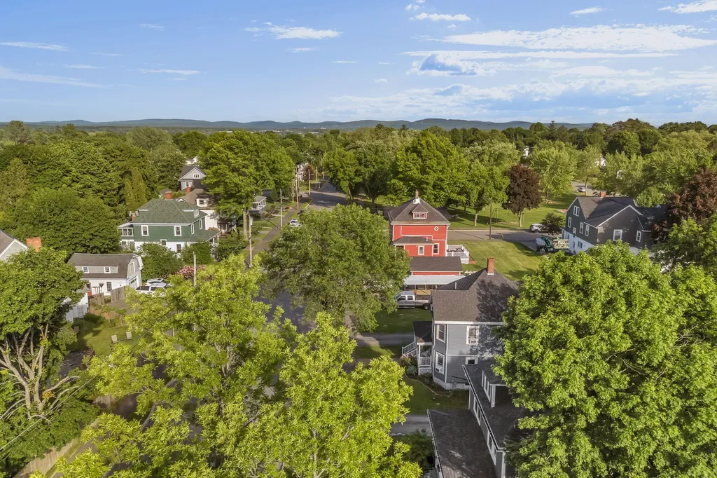 9 Royal Road Bangor ME 04401