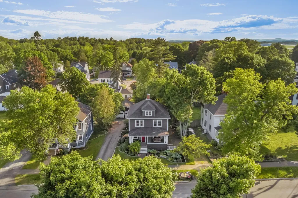 9 Royal Road Bangor ME 04401