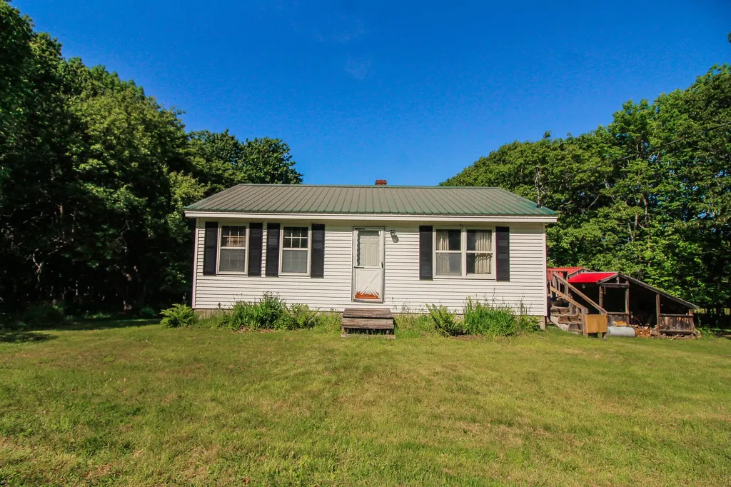213 Pattee Road Monroe ME 04951