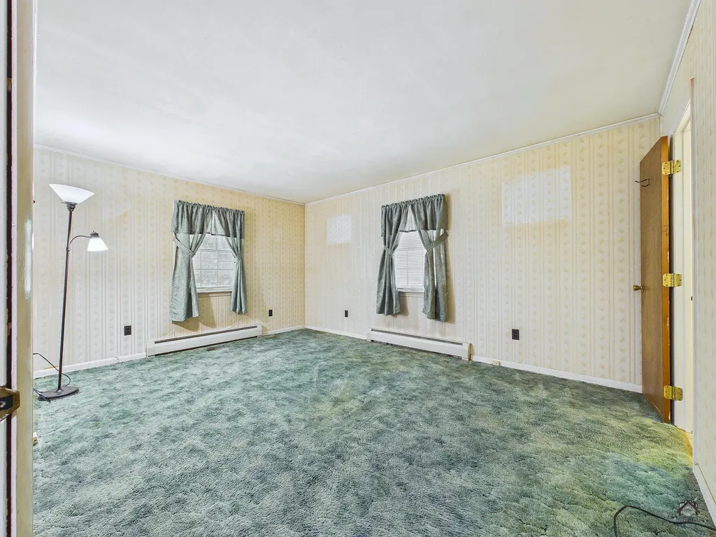18 Eddie Kahkonen Road Norway ME 04268