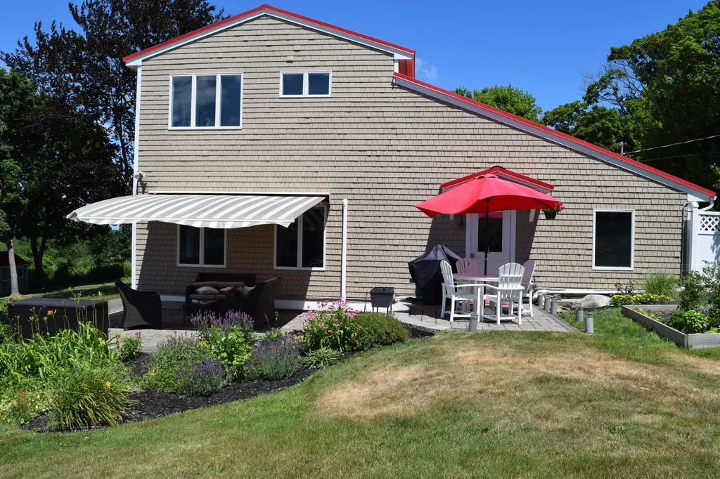5 Seymour Road Harpswell ME 04066
