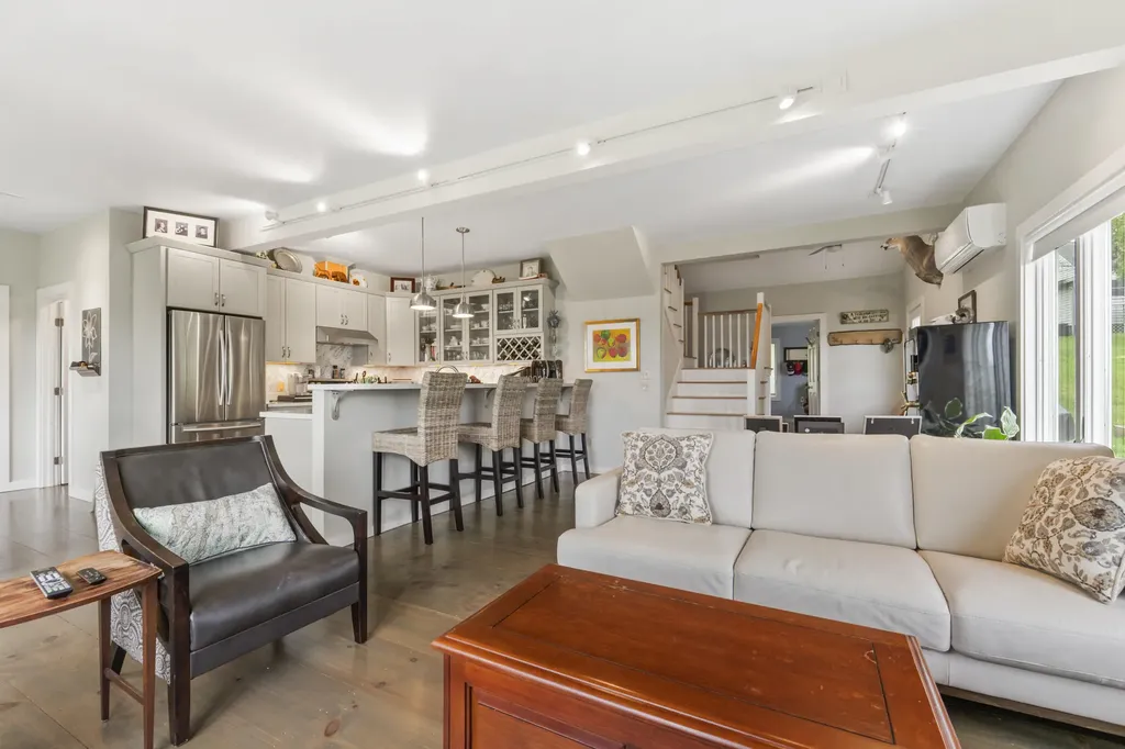 5 Seymour Road Harpswell ME 04066