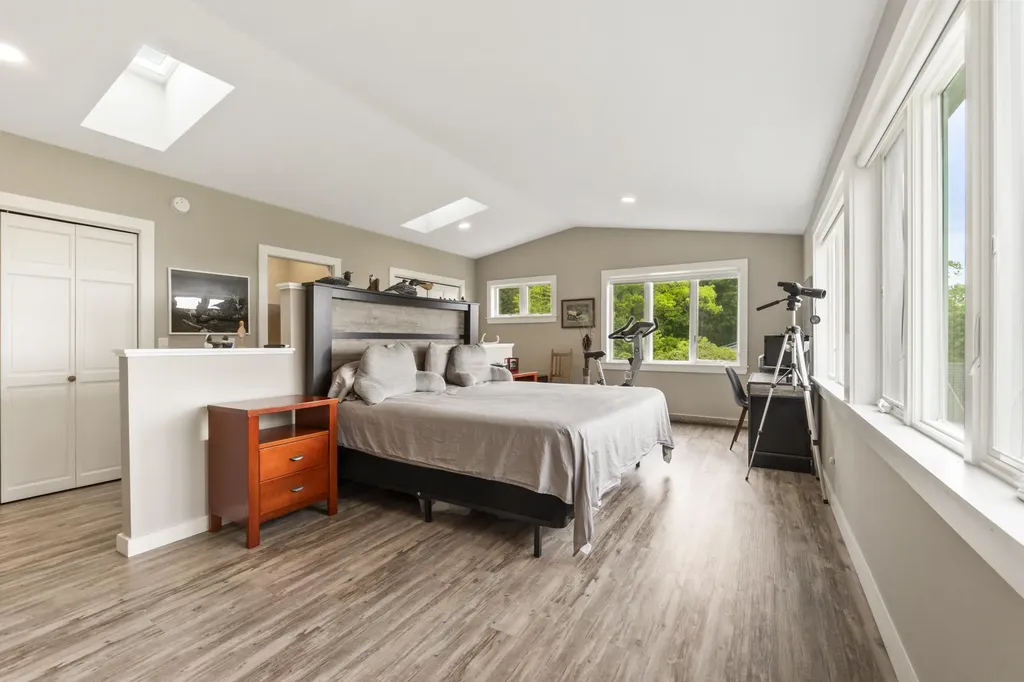 5 Seymour Road Harpswell ME 04066
