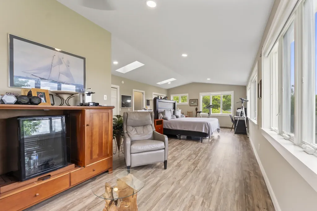 5 Seymour Road Harpswell ME 04066