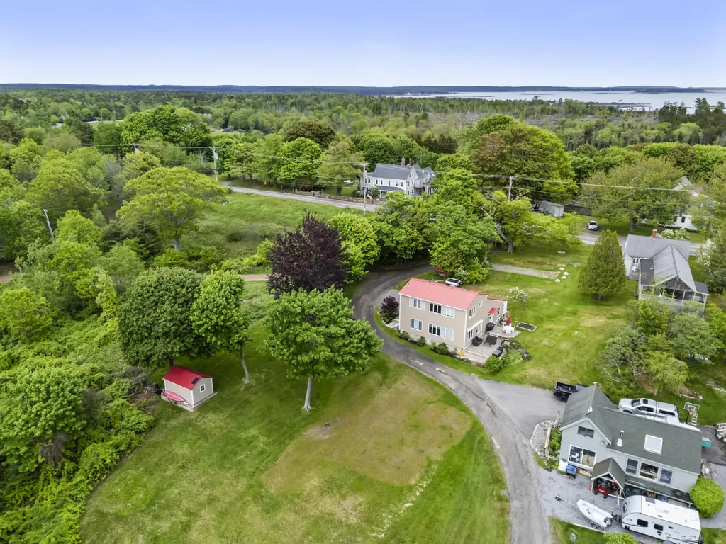 5 Seymour Road Harpswell ME 04066