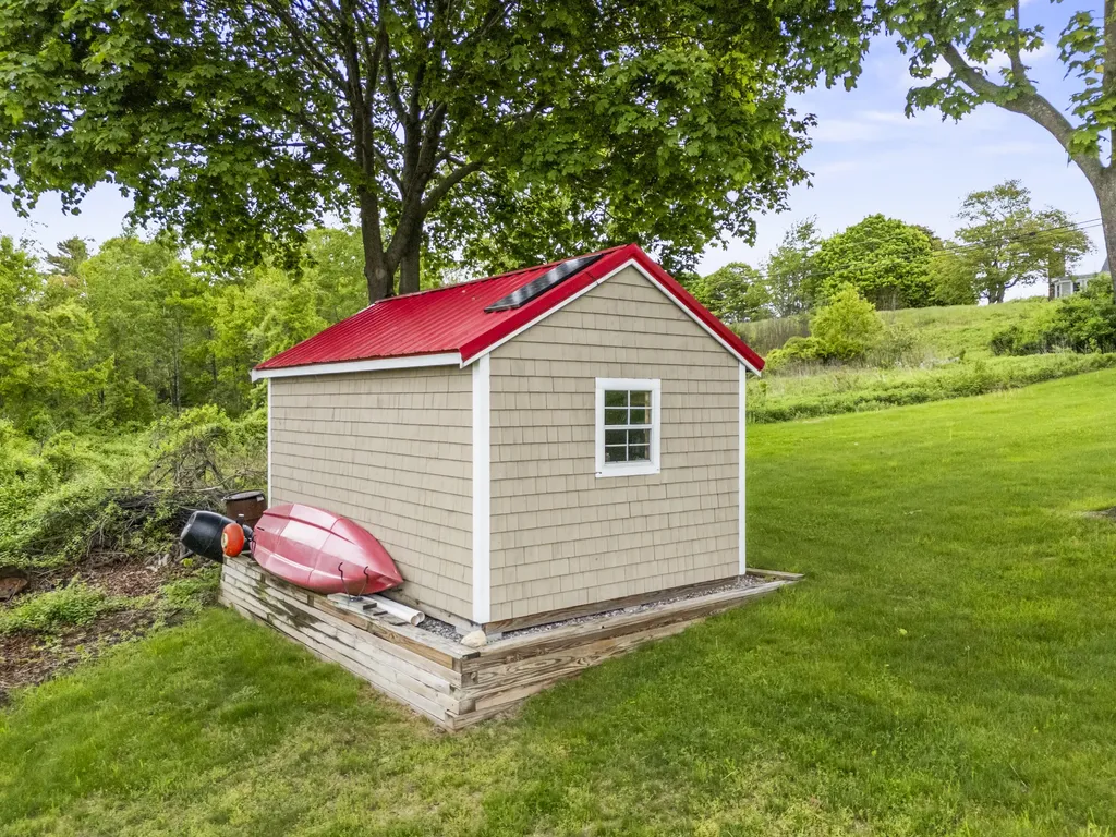 5 Seymour Road Harpswell ME 04066